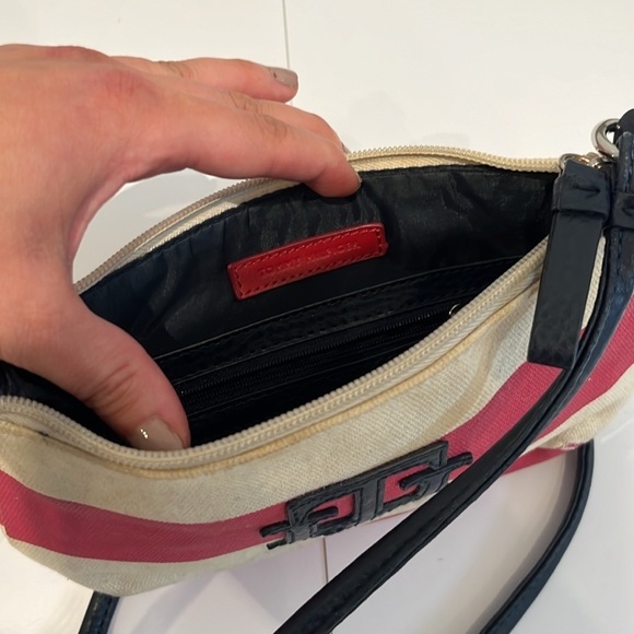 Tommy Hilfiger Small Red, Beige and Blue Crossbody - Picture 4 of 5